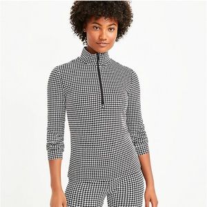 Lou & Grey Houndstooth Feel Good Zip Top